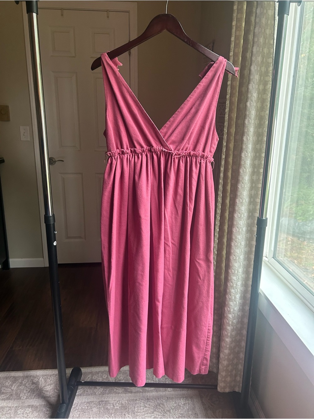 Women's Pink Sleeveless V-Neck Linen Apron Midi Dress
